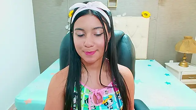 MaiteFlores online show from January 14, 2025, 5:56 pm