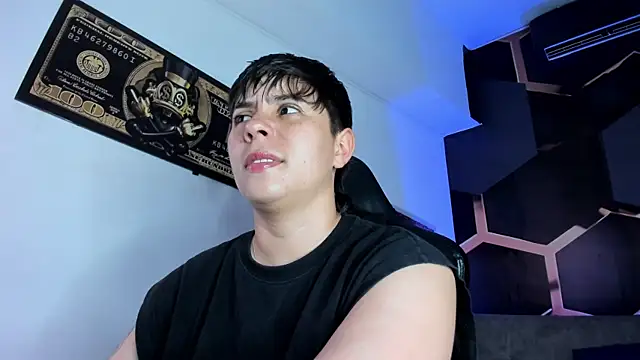 Snapshot of AbbySmiitth_ chatting on November 24, 2025, 7:14 pm AbbySmiitth online show from November 24, 2025, 7:14 pm