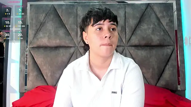 Snapshot of AbbySmiitth_ chatting on June 14, 2026, 4:19 pm AbbySmiitth online show from June 14, 2026, 4:19 pm
