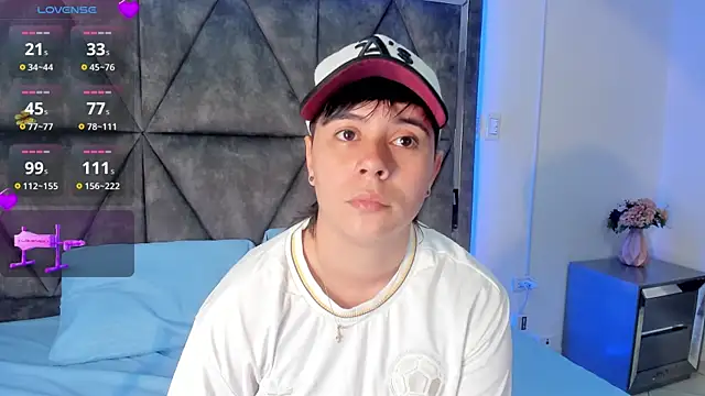 Snapshot of AbbySmiitth_ chatting on June 19, 2026, 9:31 pm AbbySmiitth online show from June 19, 2026, 9:31 pm