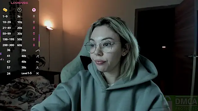 whoa-hoa-hoa-hoa-hoa online show from October 13, 2025, 9:16 pm