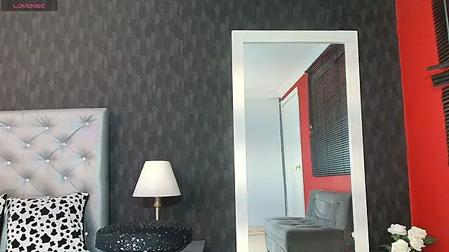 Snapshot of KENDER21_ chatting on October 9, 2025, 8:09 pm KENDER21 online show from October 9, 2025, 8:09 pm