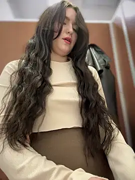 meow girl online show from February 2, 2025, 10:13 am