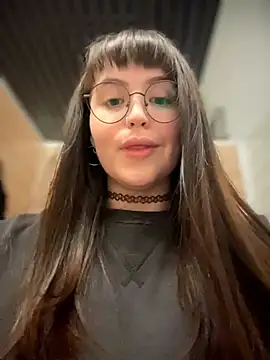 meow girl online show from July 28, 2026, 12:12 pm