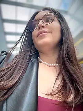 meow girl online show from May 1, 2026, 10:53 am