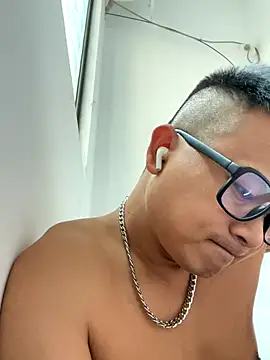 Snapshot of lixiaoshuai8 chatting on October 20, 2025, 4:36 am lixiaoshuai8 online show from October 20, 2025, 4:36 am