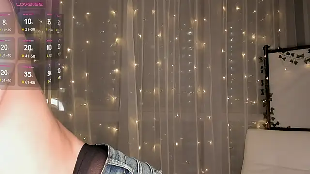 ms elizabethqueen online show from February 6, 2025, 5:40 pm