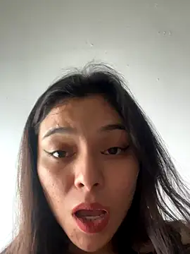 adry moon666 online show from September 16, 2025, 6:42 pm