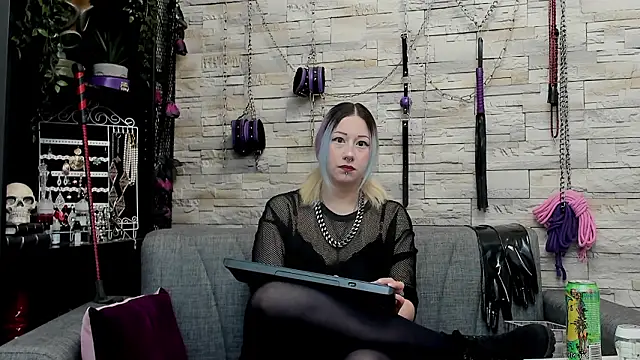 CruelMistress online show from February 25, 2026, 1:50 am