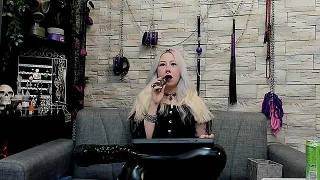 CruelMistress online show from May 10, 2026, 12:47 am