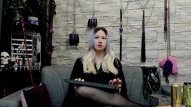 CruelMistress online show from February 24, 2026, 1:39 am