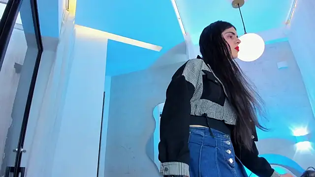 Venusflame   online show from November 20, 2025, 11:55 am