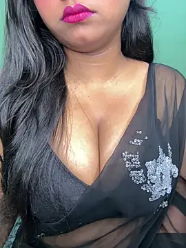 Snapshot of Ishaani_0 chatting on July 24, 2026, 7:21 pm Ishaani 0 online show from July 24, 2026, 7:21 pm
