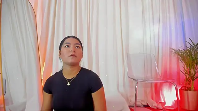 Snapshot of HayamiKioto chatting on February 13, 2026, 12:38 pm HayamiKioto online show from February 13, 2026, 12:38 pm