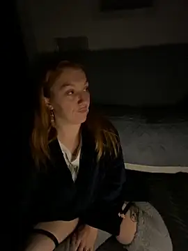 Snapshot of Stoner_BarbieXX chatting on November 26, 2025, 10:54 pm Stoner BarbieXX online show from November 26, 2025, 10:54 pm