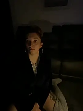 Snapshot of Stoner_BarbieXX chatting on November 4, 2025, 10:46 pm Stoner BarbieXX online show from November 4, 2025, 10:46 pm