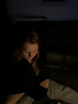 Snapshot of Stoner_BarbieXX chatting on November 16, 2025, 10:57 pm Stoner BarbieXX online show from November 16, 2025, 10:57 pm