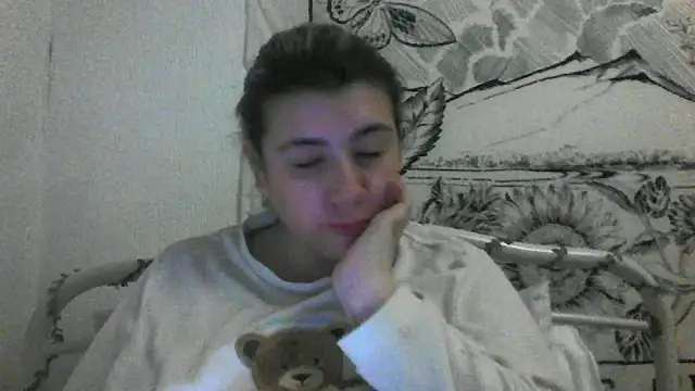 CamilaCherryX online show from April 8, 2026, 7:37 pm