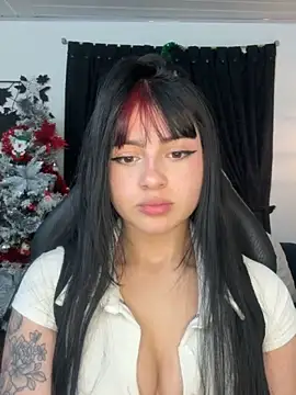 myeimmy 33 online show from December 14, 2025, 11:54 pm