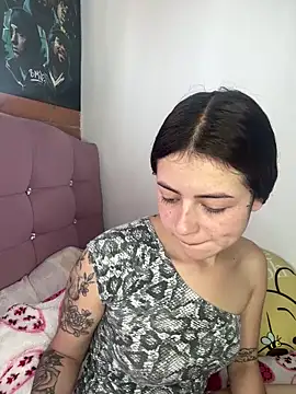 myeimmy 33 online show from December 26, 2024, 3:53 pm