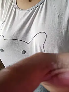 Snapshot of milf-kaira chatting on March 3, 2025, 3:05 am milf-kaira online show from March 3, 2025, 3:05 am