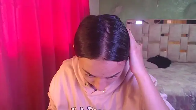 Snapshot of Little_aphrodite chatting on November 29, 2025, 9:48 pm Little aphrodite online show from November 29, 2025, 9:48 pm