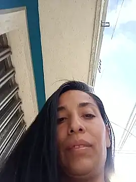 chloewildd  online show from January 9, 2026, 9:22 pm