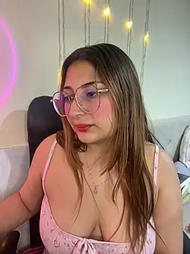 julieta baron online show from February 13, 2025, 6:37 pm