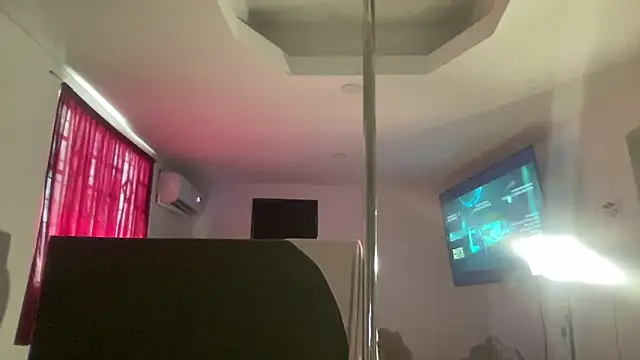 brithneysquirt online show from March 2, 2025, 3:41 pm