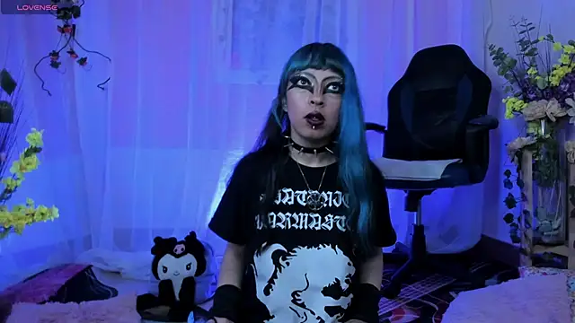 Neon 666  online show from December 5, 2024, 11:55 am