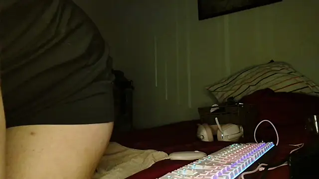 DirtyDi97 online show from October 7, 2025, 3:40 am