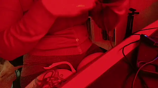 DirtyDi97 online show from November 20, 2025, 2:07 pm