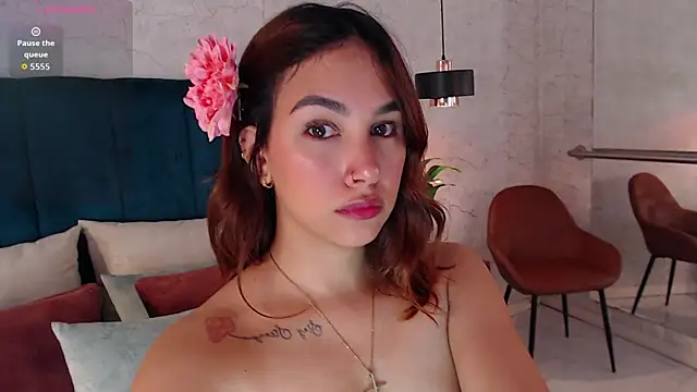 AdeleAndersonn online show from October 10, 2025, 7:47 pm