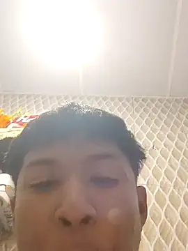 Snapshot of Tu_papi_69_ chatting on November 12, 2025, 11:30 pm Tu papi 69 online show from November 12, 2025, 11:30 pm