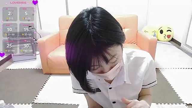 Snapshot of minamina1221 chatting on November 25, 2025, 6:19 pm minamina1221 online show from November 25, 2025, 6:19 pm