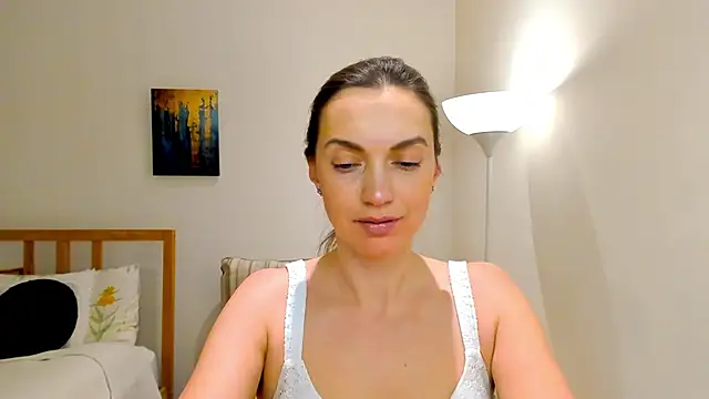 Snapshot of LovelyeeMia chatting on December 21, 2024, 1:42 pm LovelyeeMia online show from December 21, 2024, 1:42 pm