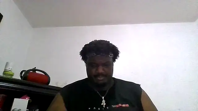 Snapshot of BigBossaNova69 chatting on April 9, 2026, 5:42 am BigBossaNova69 online show from April 9, 2026, 5:42 am