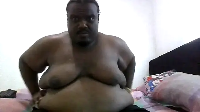Snapshot of BigBossaNova69 chatting on May 9, 2026, 1:20 am BigBossaNova69 online show from May 9, 2026, 1:20 am