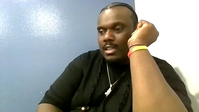 Snapshot of BigBossaNova69 chatting on April 18, 2026, 5:32 am BigBossaNova69 online show from April 18, 2026, 5:32 am