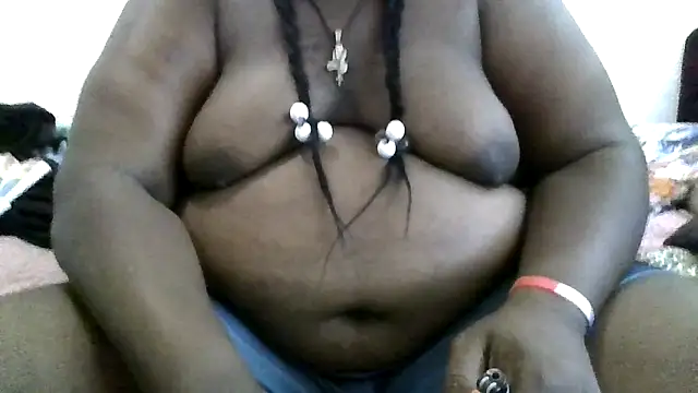 Snapshot of BigBossaNova69 chatting on April 29, 2026, 1:32 am BigBossaNova69 online show from April 29, 2026, 1:32 am