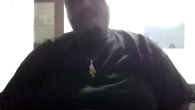 Snapshot of BigBossaNova69 chatting on May 4, 2026, 4:49 am BigBossaNova69 online show from May 4, 2026, 4:49 am