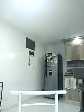 Snapshot of vanyacam_ chatting on November 25, 2025, 12:33 am vanyacam online show from November 25, 2025, 12:33 am