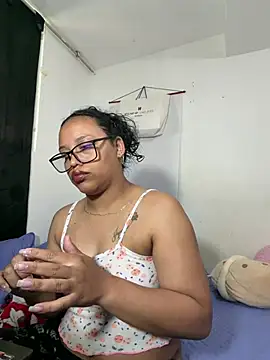 Snapshot of angela_angels_ chatting on July 11, 2026, 2:17 pm angela angels online show from July 11, 2026, 2:17 pm