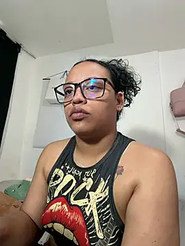 Snapshot of angela_angels_ chatting on August 3, 2026, 1:50 pm angela angels online show from August 3, 2026, 1:50 pm