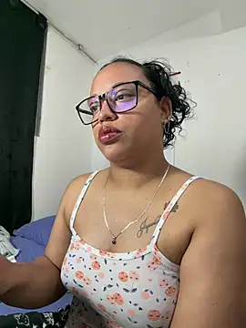 Snapshot of angela_angels_ chatting on July 12, 2026, 3:07 am angela angels online show from July 12, 2026, 3:07 am