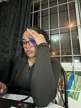 Snapshot of angela_angels_ chatting on June 26, 2026, 2:17 am angela angels online show from June 26, 2026, 2:17 am