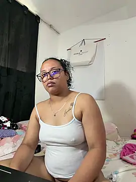 Snapshot of angela_angels_ chatting on July 25, 2026, 3:29 pm angela angels online show from July 25, 2026, 3:29 pm