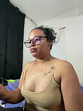 Snapshot of angela_angels_ chatting on July 15, 2026, 3:46 am angela angels online show from July 15, 2026, 3:46 am