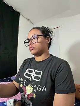 Snapshot of angela_angels_ chatting on July 2, 2026, 3:23 am angela angels online show from July 2, 2026, 3:23 am