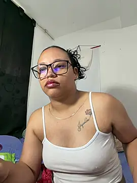 Snapshot of angela_angels_ chatting on July 13, 2026, 1:10 pm angela angels online show from July 13, 2026, 1:10 pm